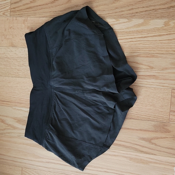 Lulu lemon shorts brand new - Picture 1 of 4